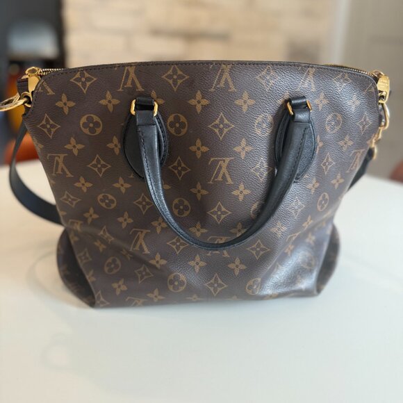 Louis Vuitton Monogram Flower Zipped Tote - MM size in Black Leather/trim - Picture 5 of 16